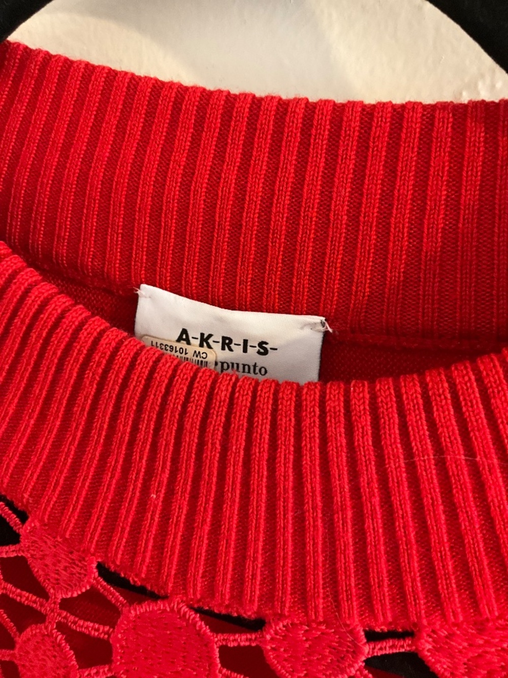 Akris punto   Dot-Pattern Wool Short-Sleeve Sweater - Picture 3 of 5